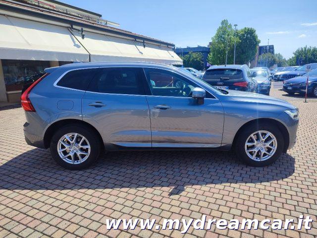 VOLVO XC60 B4 (d) AWD Geartronic Momentum Pro
