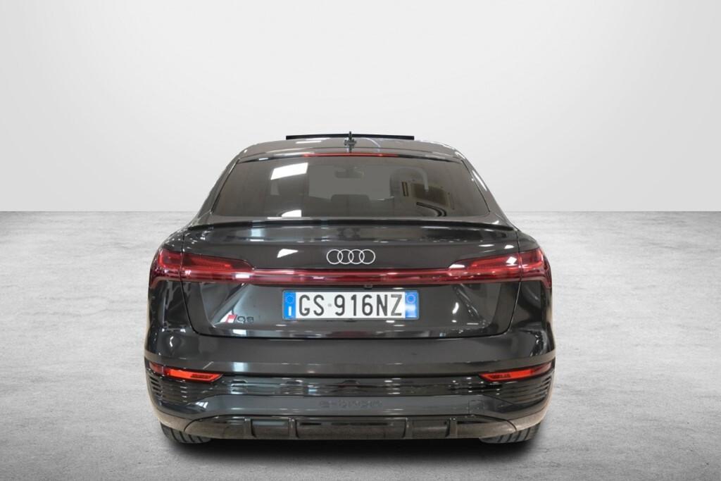 Audi Q8 e-tron 215CV SPB 55 QUATTRO S-LINE EDITION ( FARI LED - PDC CERCHI 21 TETTO PANORAMICO APR. )