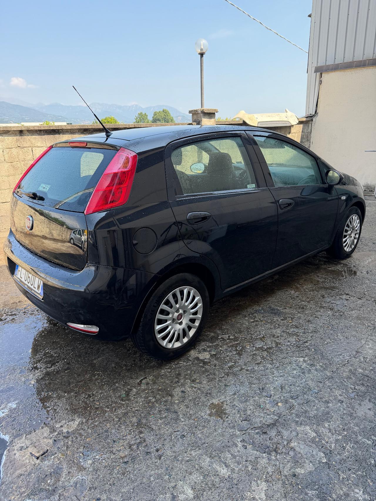 Fiat Punto 1.3 MJT II S&S 95 CV 5 porte Street