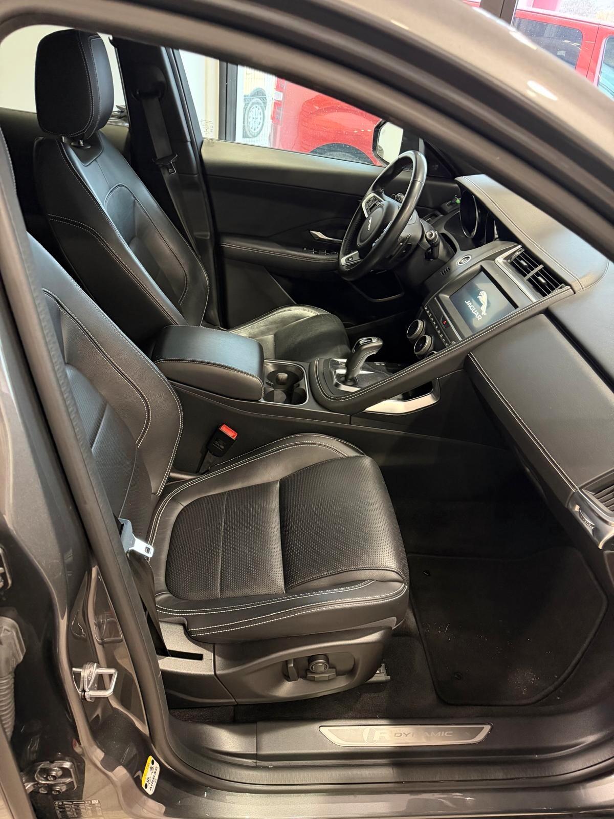 Jaguar E-Pace r-dynamic se