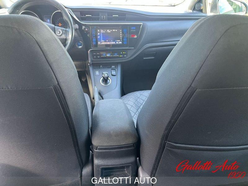 Toyota Auris Touring Sports 1.8h Business cvt