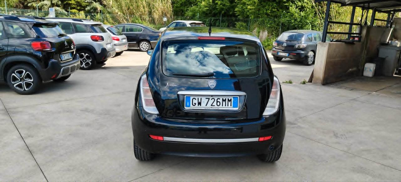 Lancia Ypsilon 1.2 GPL