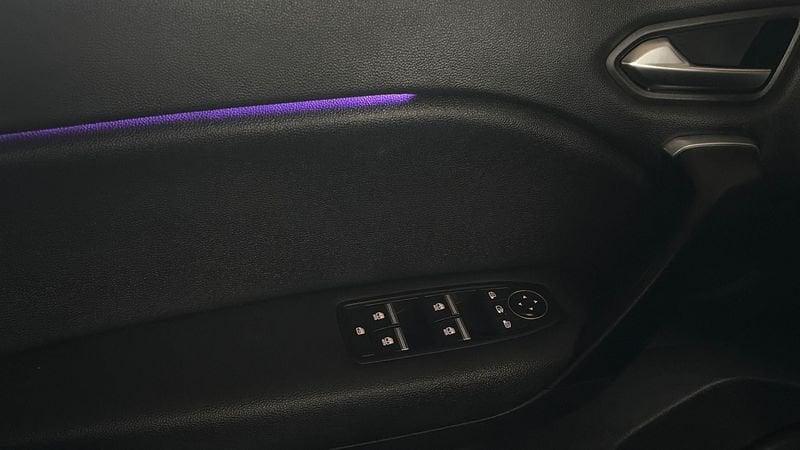 Renault Captur 1.6 E-TECH Hybrid Intens Auto 145cv 1.6 E-Tech hybrid Intens 145cv auto