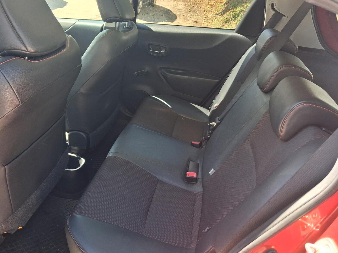 Toyota Yaris 1.3 5 porte Lounge