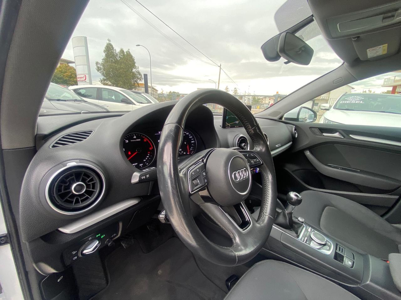 Audi A3 SPB 30 TDI Business 116cv