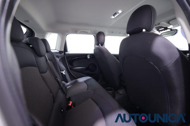 MINI Cooper 1.5 COOPER CAMDEN 5 PORTE FARI LED