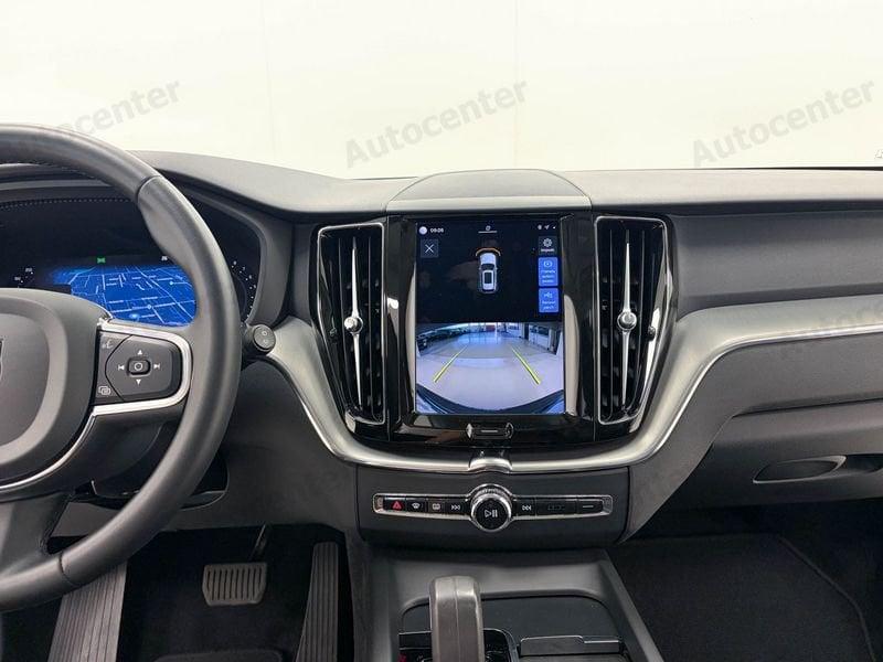 Volvo XC60 XC60 B4 (bz) 197CV TRAZIONE ANTERIORE MOMENTUM PRO