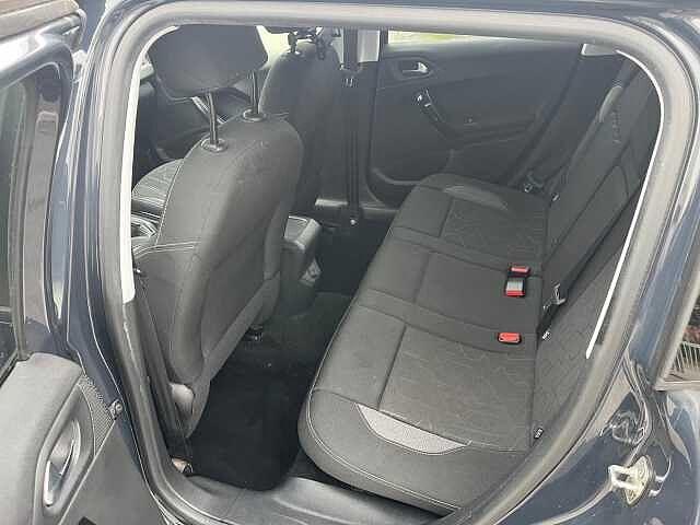 Peugeot 2008 PureTech 82 Active