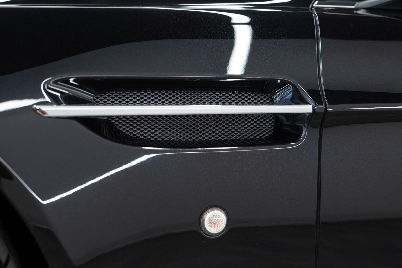 Aston Martin V8 Vantage Coupé--MANUALE--