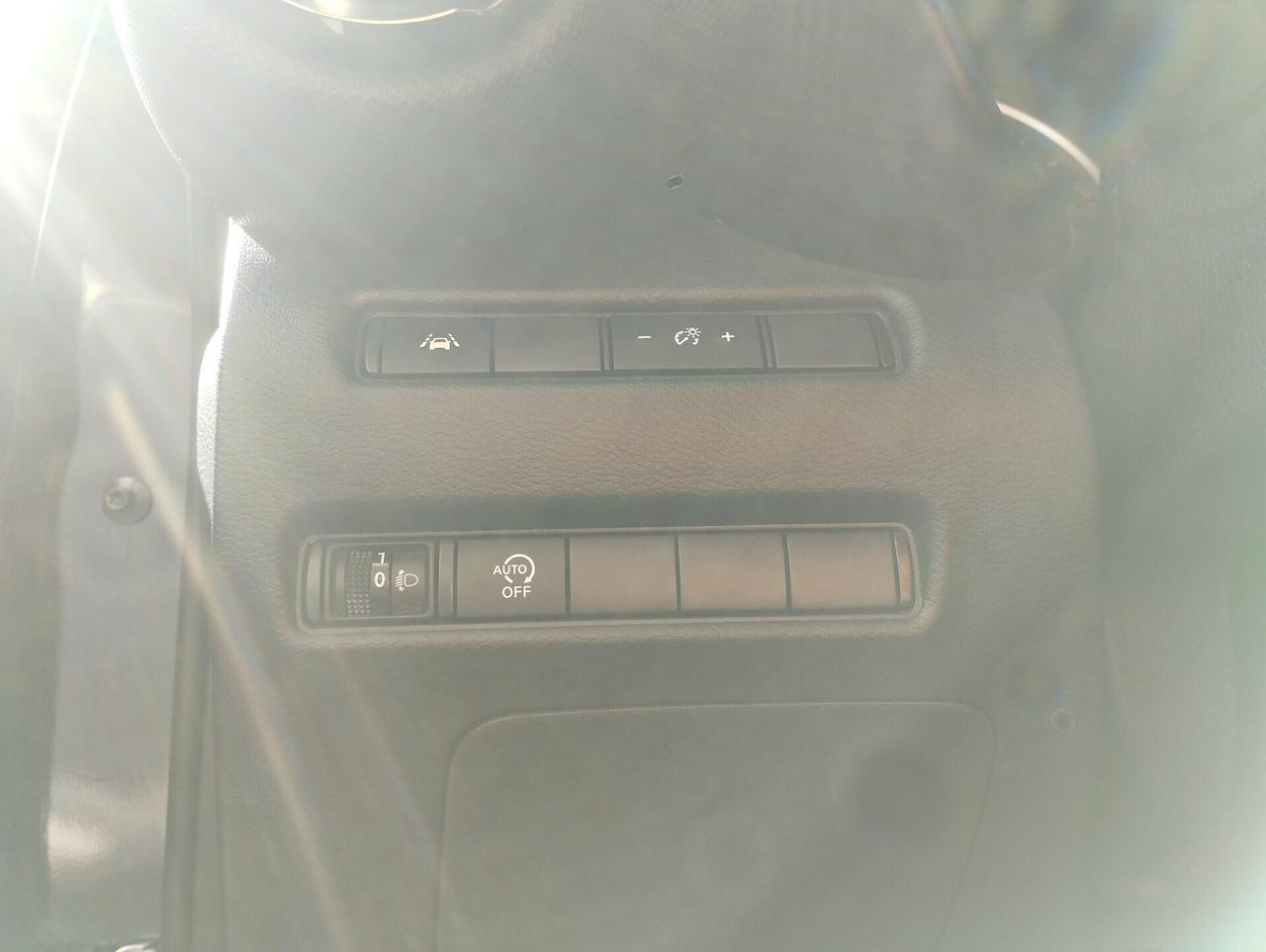 Nissan Juke 1.0 DIG-T 114 CV N-Connecta