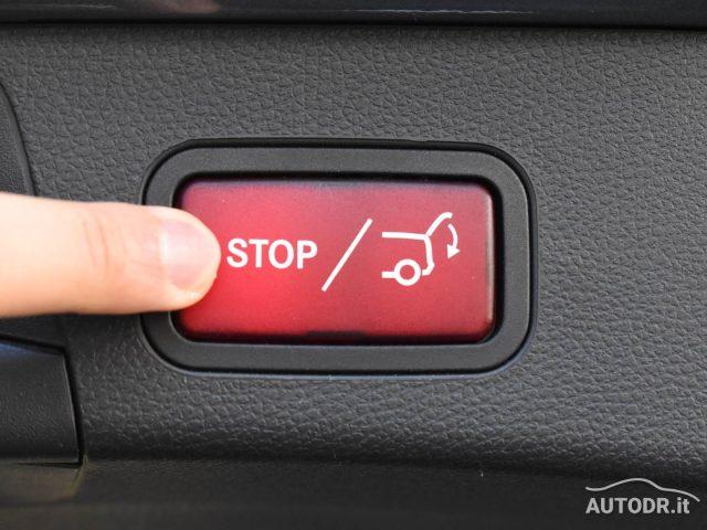 MERCEDES-BENZ C 180 d Wagon Automatic Sport Fari LED, Retrocamera