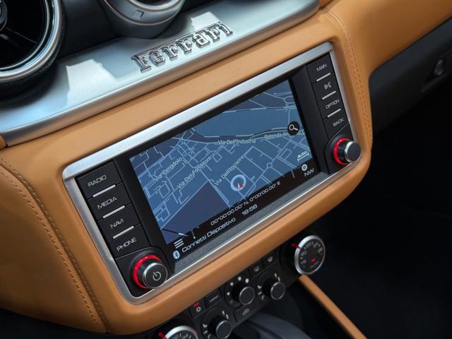 FERRARI California T DCT