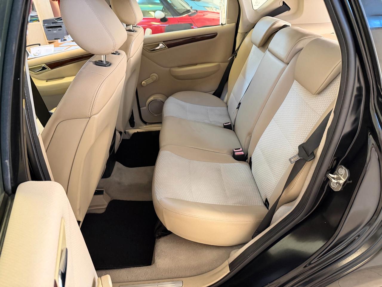 Mercedes-benz A 160 CDI AUTOMATICA Premium TAGLIANDATA NEOPATENTATI