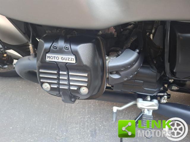 MOTO GUZZI V7 STONE CON SOLI 1700 KM