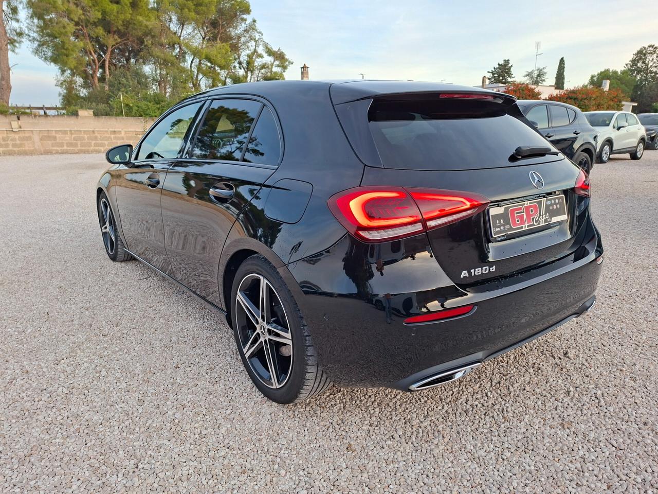 Mercedes A 180 d 2.0 116cv *LED-CRUISE-RADAR*