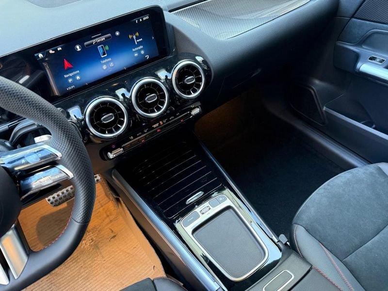 Mercedes-Benz GLA 180 Automatic AMG Line Premium