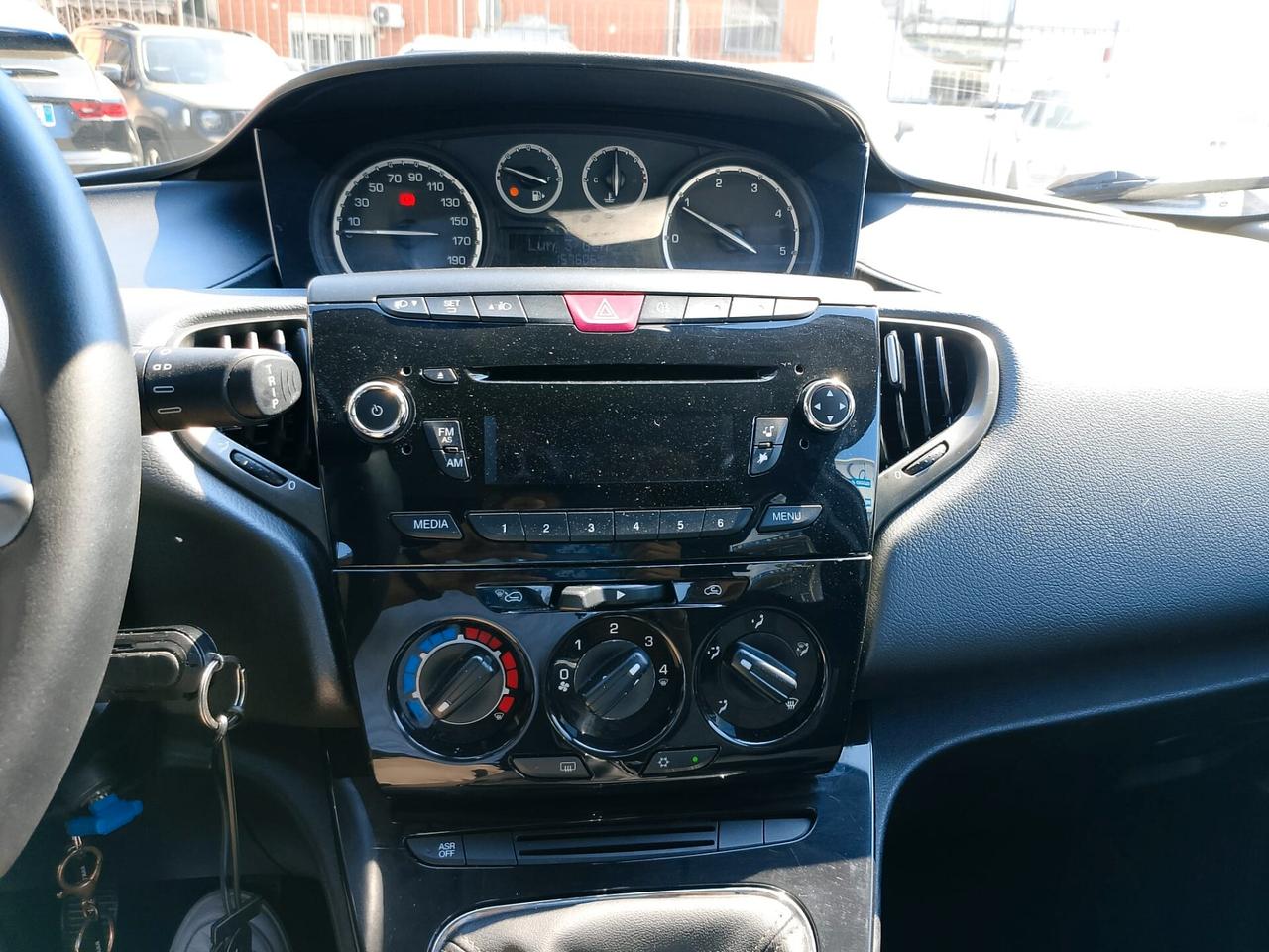 Lancia Ypsilon 1.3 MJT 16V 95 CV 5 porte S&S Gold