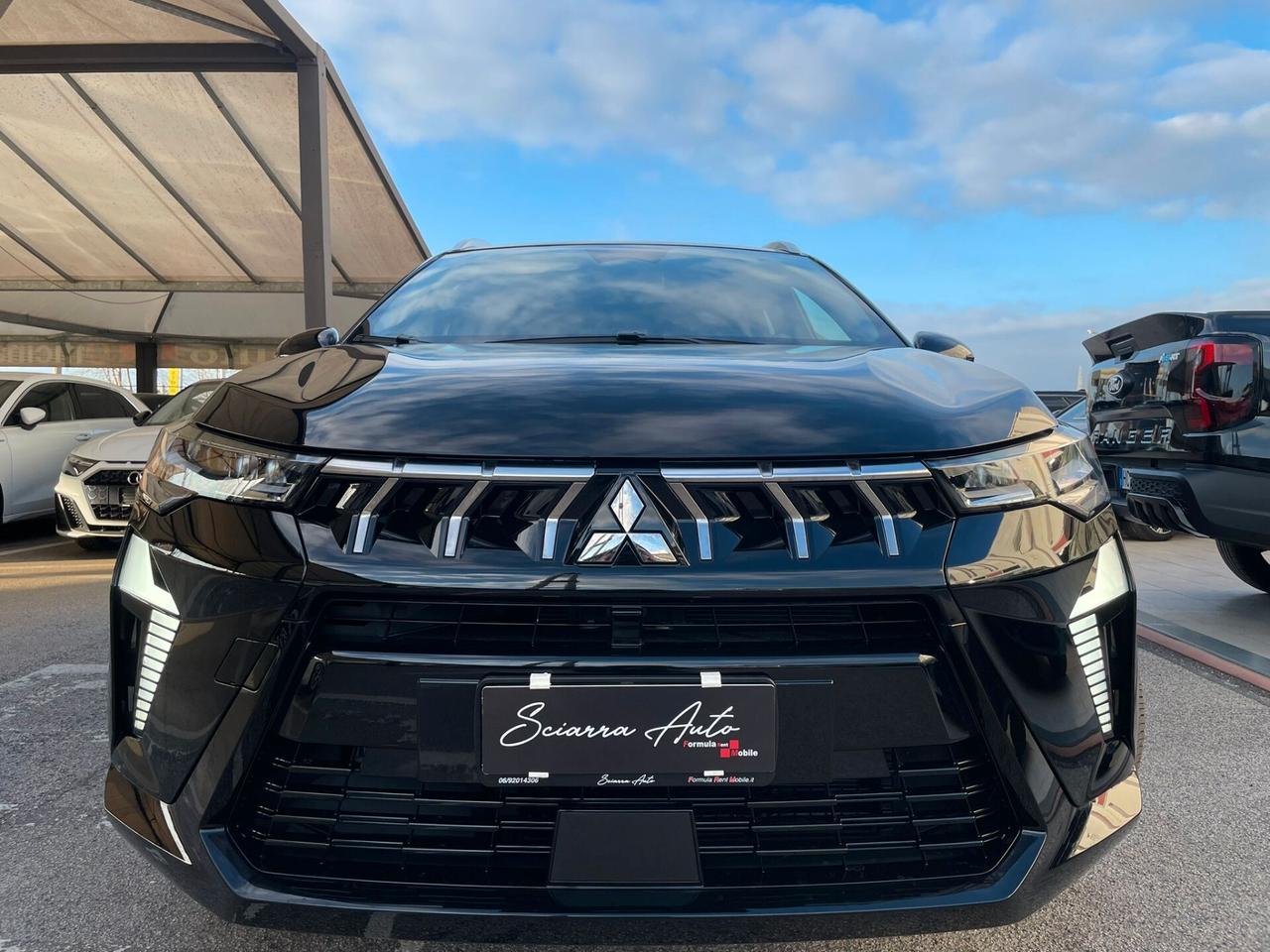 Renault Captur MITSUBISHI ASX 1.3 INVITE MHEV Evolution