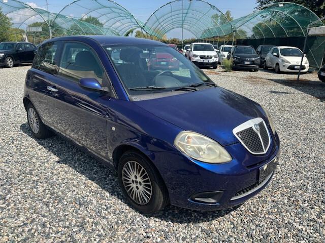 Lancia Ypsilon 1.2 Argento