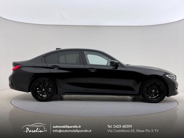 BMW 318 d 48V Sport Aut. Berlina Black pack-Telecamera-LED