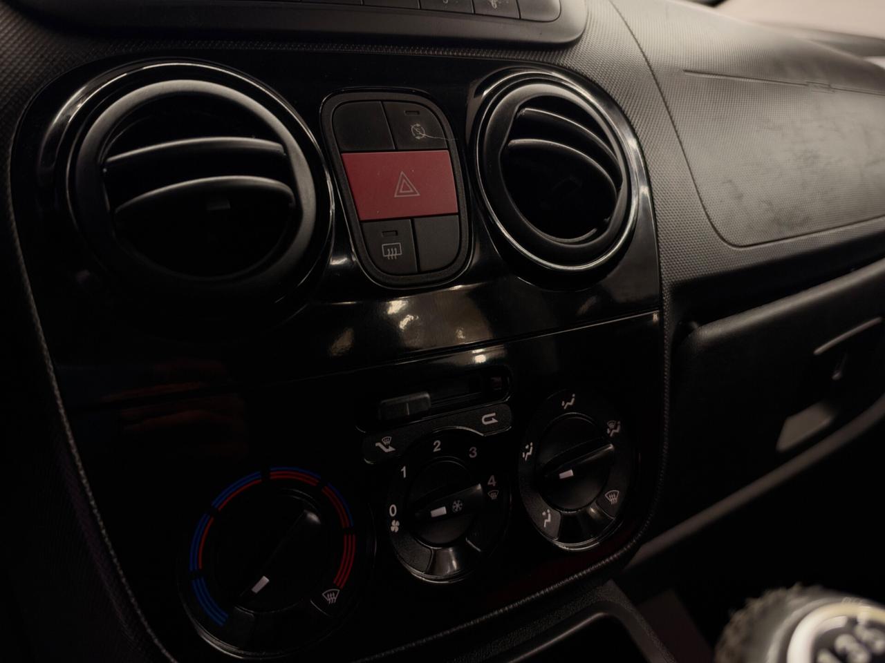 Fiat Qubo 1.3 MJT 95CV Trekking Full Opt