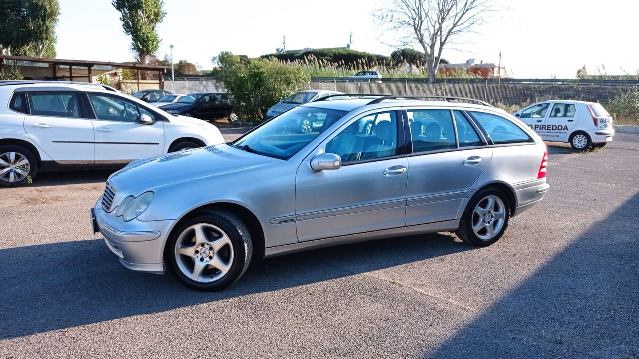 Mercedes-Benz C 220 Cdi 2003 photo 2