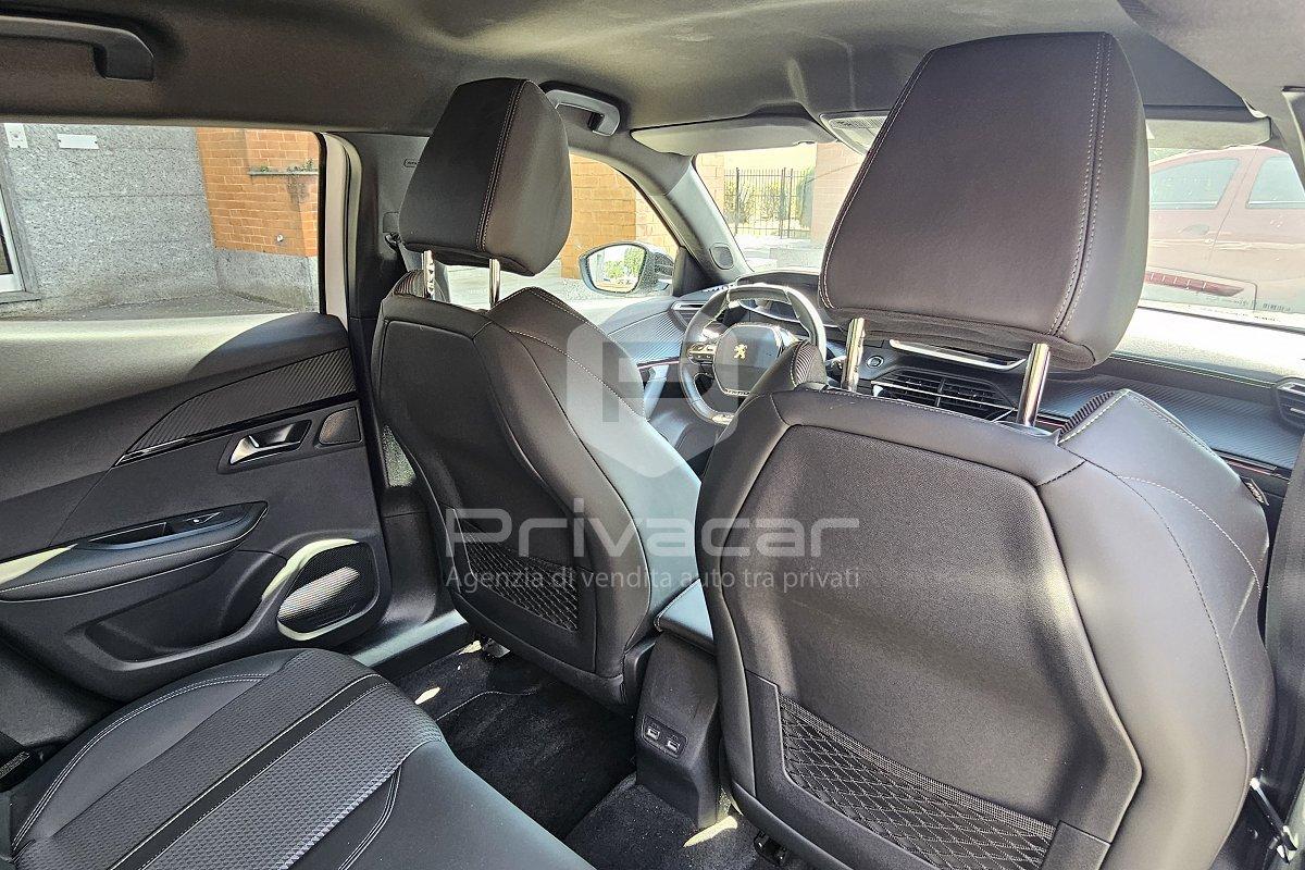 PEUGEOT 2008 PureTech 130 S&S GT