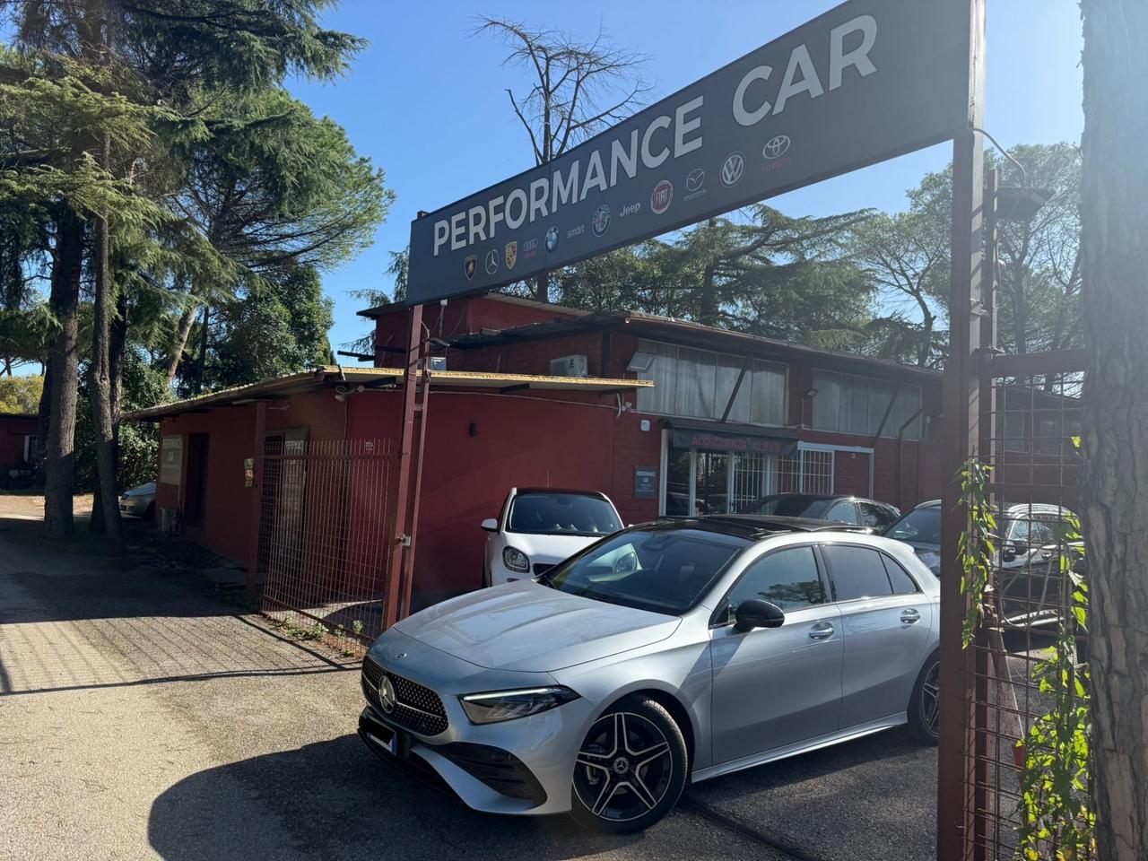 Mercedes-benz A 180 d Automatic AMG Line Premium TETTO KAMERA KM0 *PROMO*