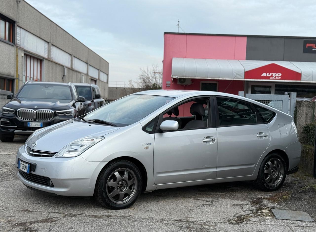 Toyota Prius 1.5i 16V 2009 136.000KM PERFETTA