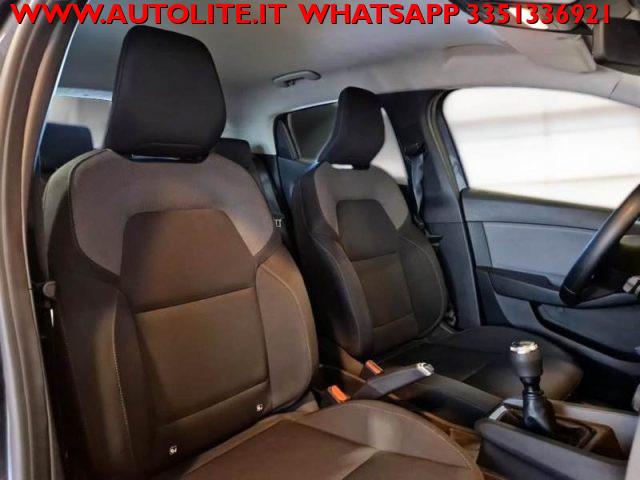 RENAULT Clio TCe 100 CV 5 porte Business