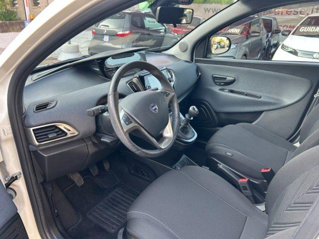 LANCIA Ypsilon 1.0 FireFly 5 porte S&S Hybrid Ecochic Gold