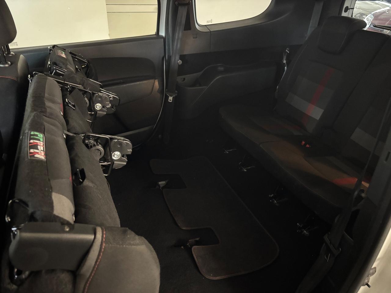 Dacia Lodgy Stepway 1.5 dci | 7 POSTI |