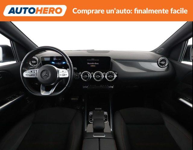 MERCEDES-BENZ B 180 d Automatic Premium