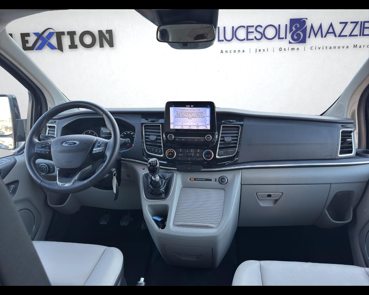 FORD Tourneo Custom trasp. disabili 6+1 TDCi 130CV PL Trend