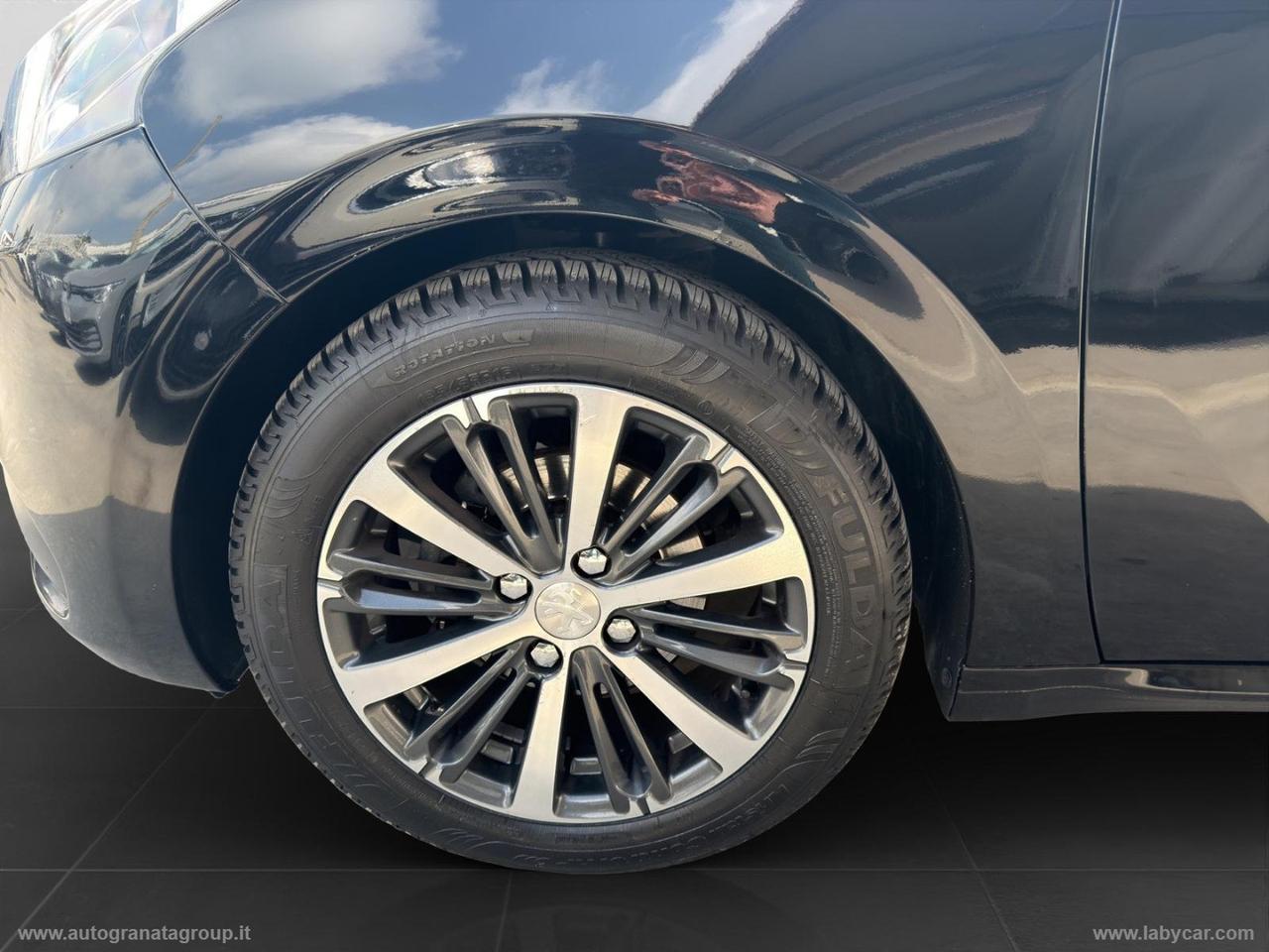 PEUGEOT 208 PureTech 82 5p. GPL Allure PERFETTA BLACK EDITION