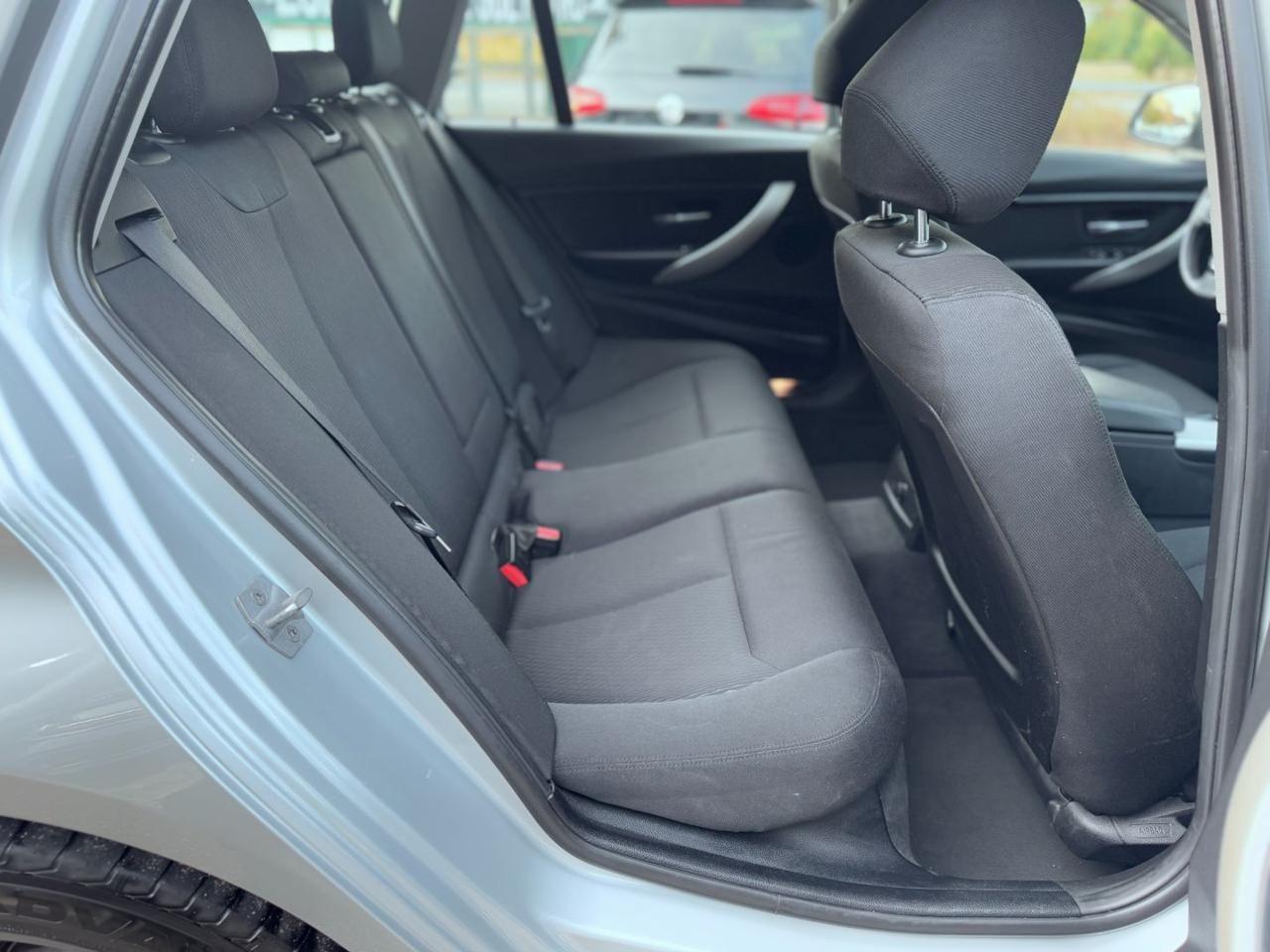 BMW 320 d Touring Business Advantage aut.