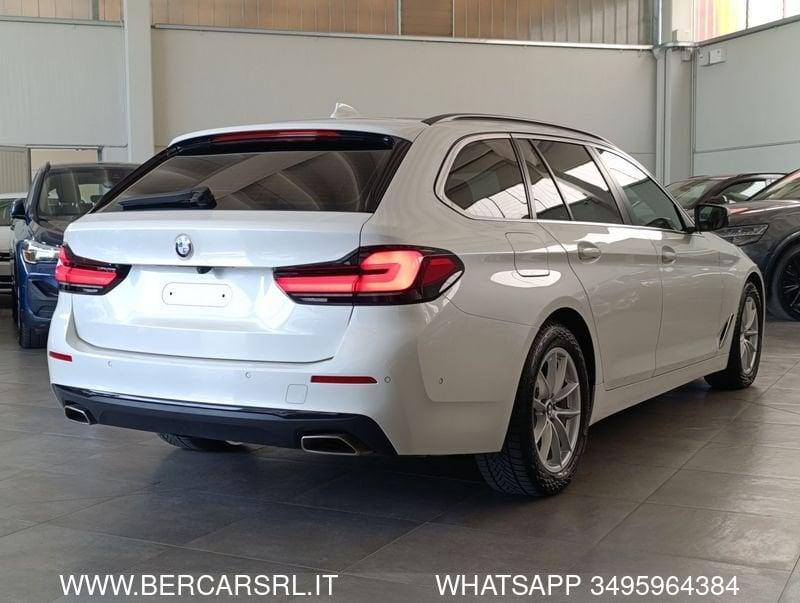 BMW Serie 5 520d 48V Touring Business*SEDILI RISCALDATI*TELECAMERA*PDC*FULL LED*GANCIO TRAINO*