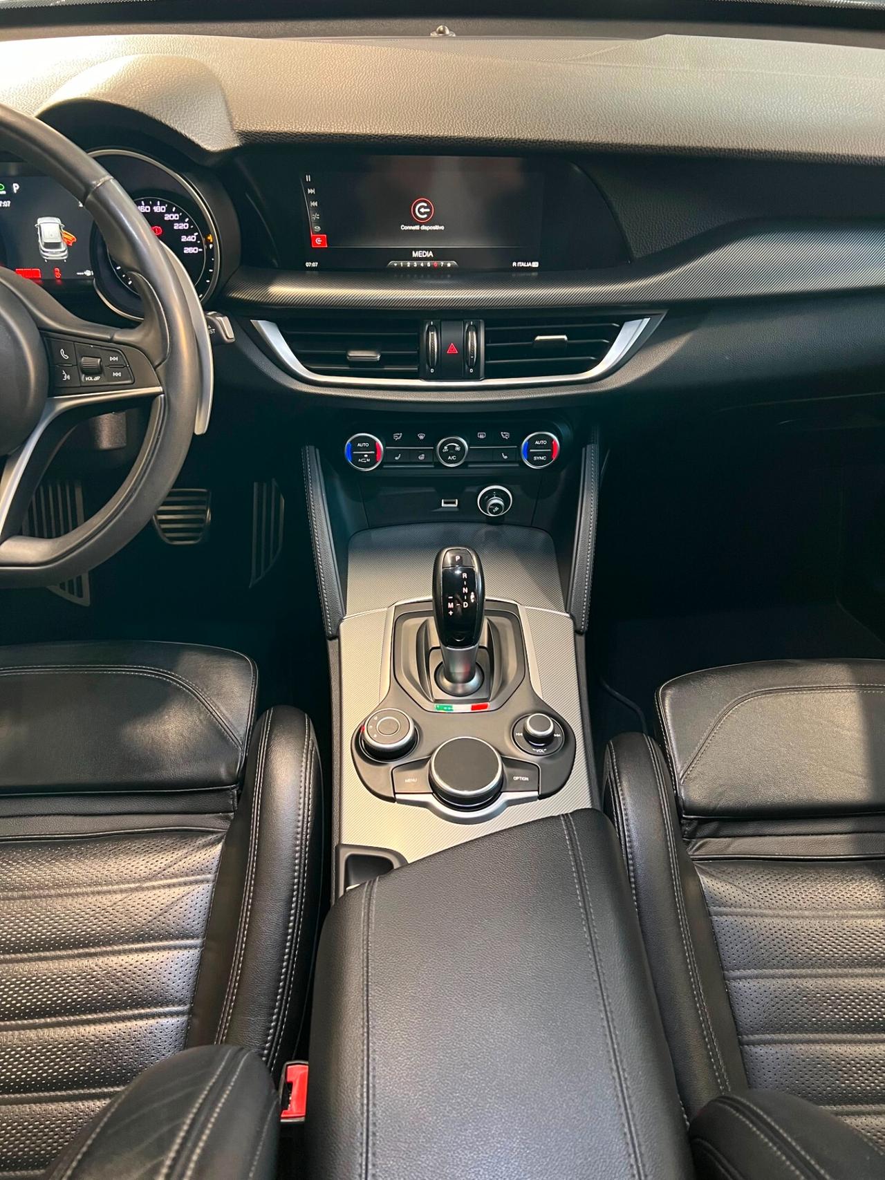 Alfa Romeo Stelvio 2.2 Turbodiesel 180 CV AT8 Q4 Executive