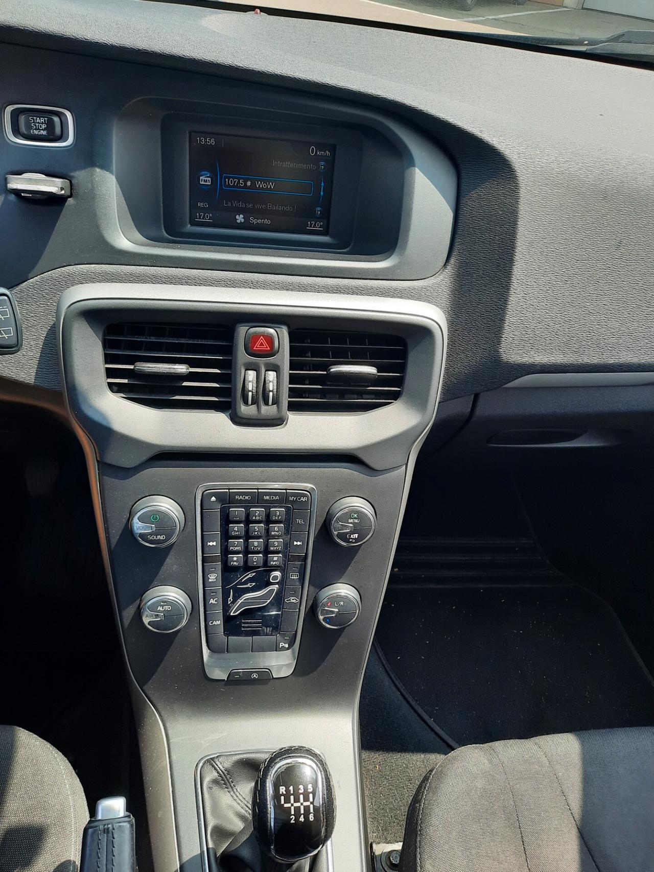 Volvo V40 D2 1.6 Momentum