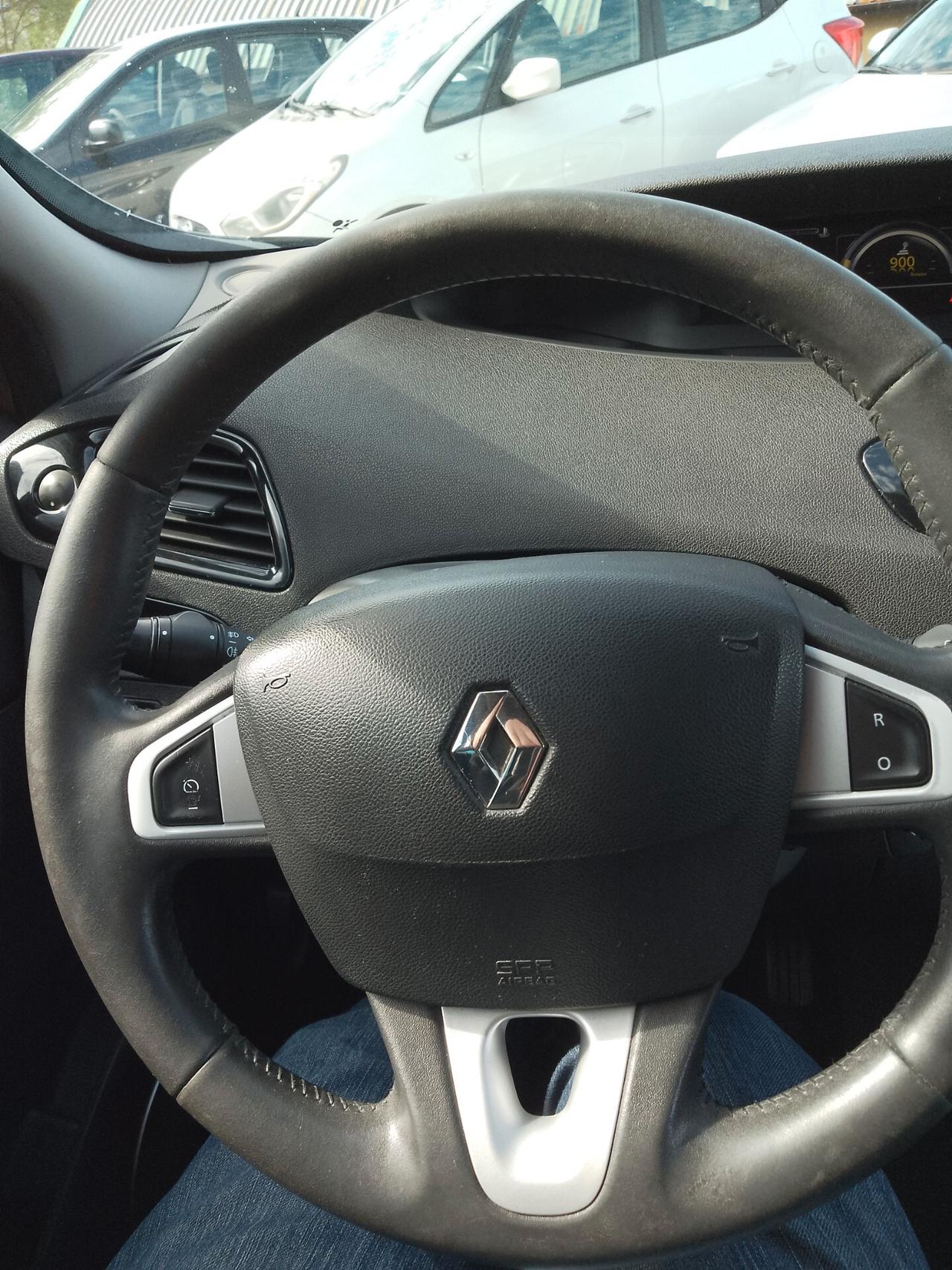 Renault Scenic Scénic XMod 1.6 dCi 130CV Start&Stop Bose