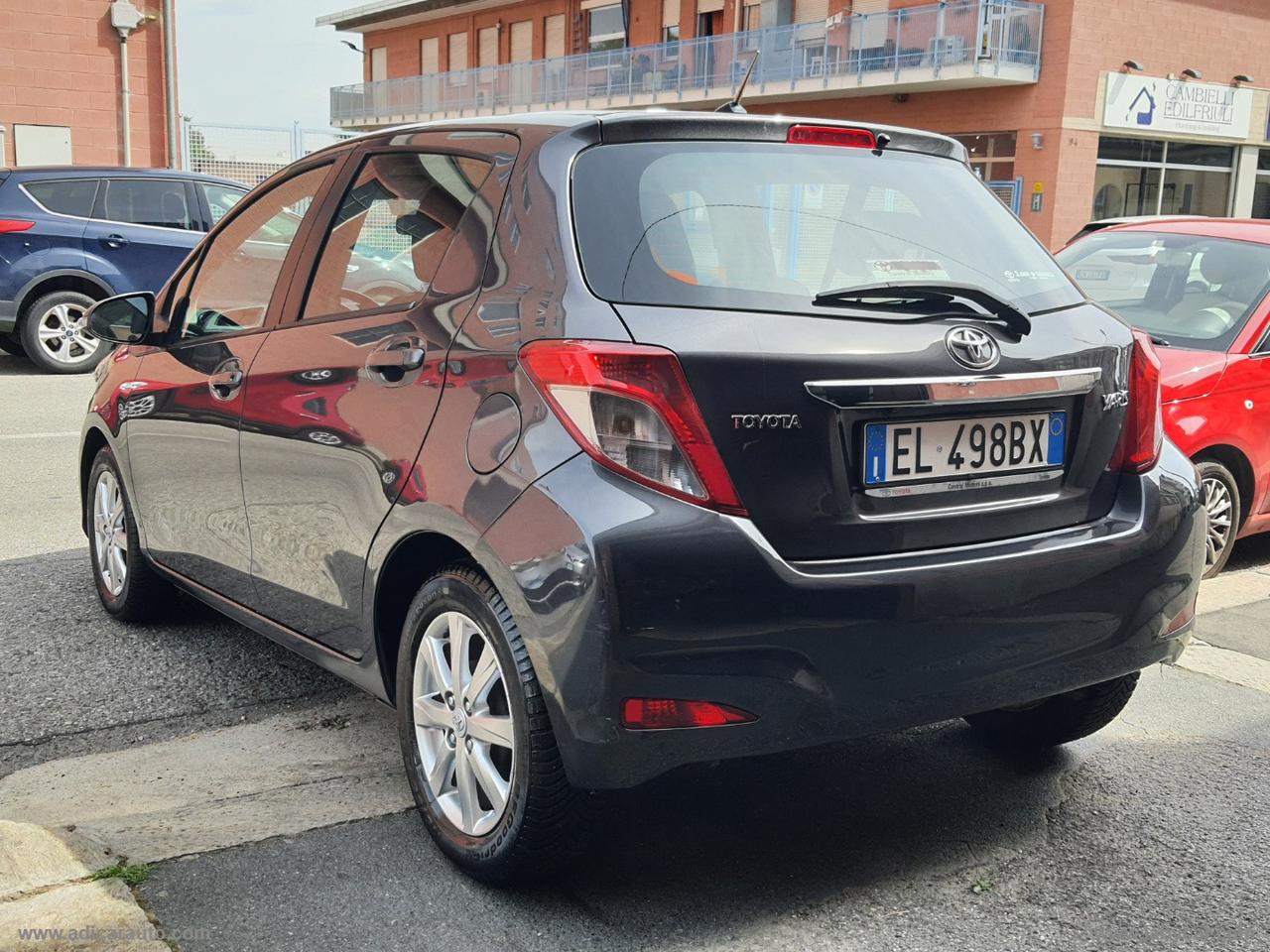 TOYOTA Yaris 1.0 5p.