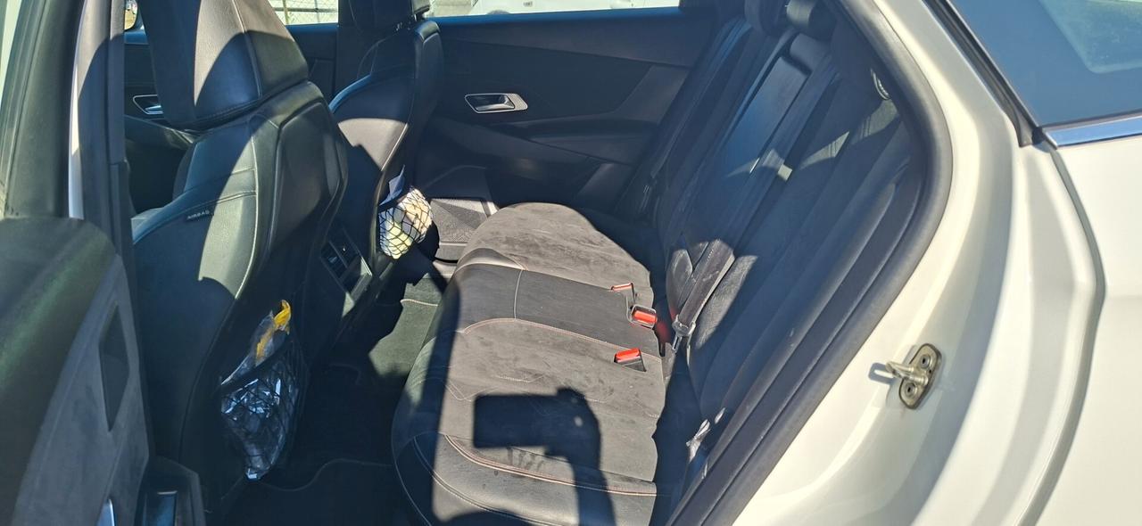 Ds 7 Crossback BlueHDi 180 aut. Business