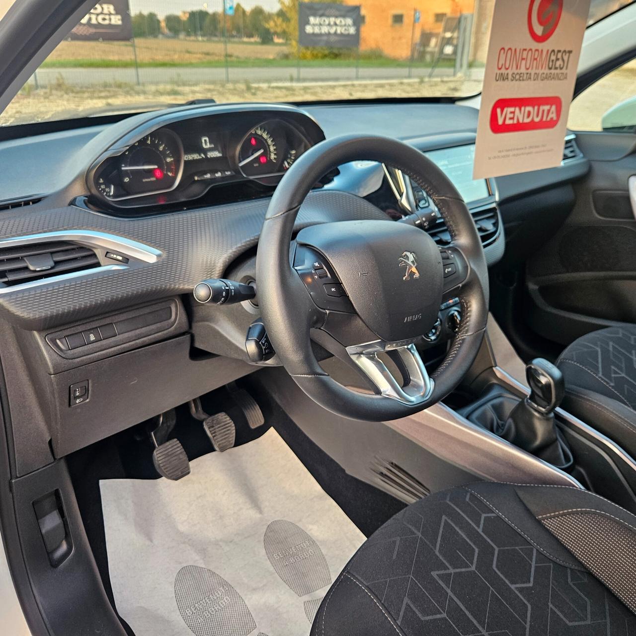 Peugeot 2008 1.2 82 5 porte Active da 79€ mese