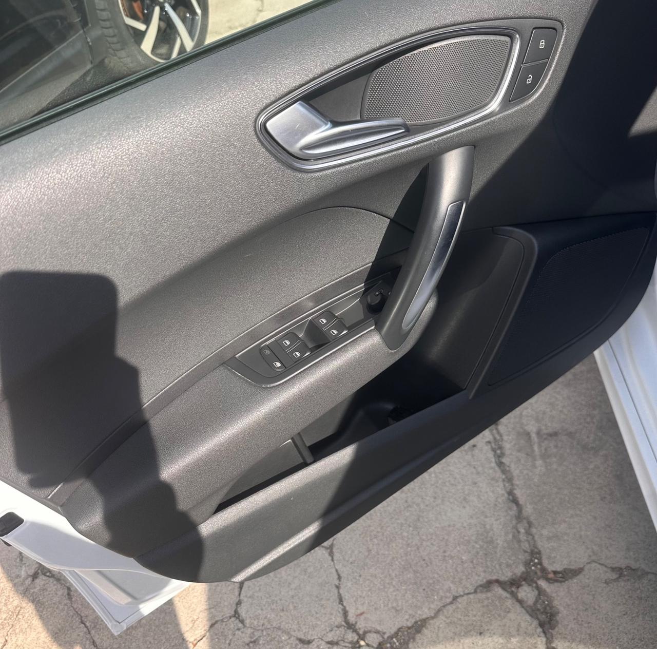 Audi A1 1.6 TDI 90cv S Line Edition Plus BIColor