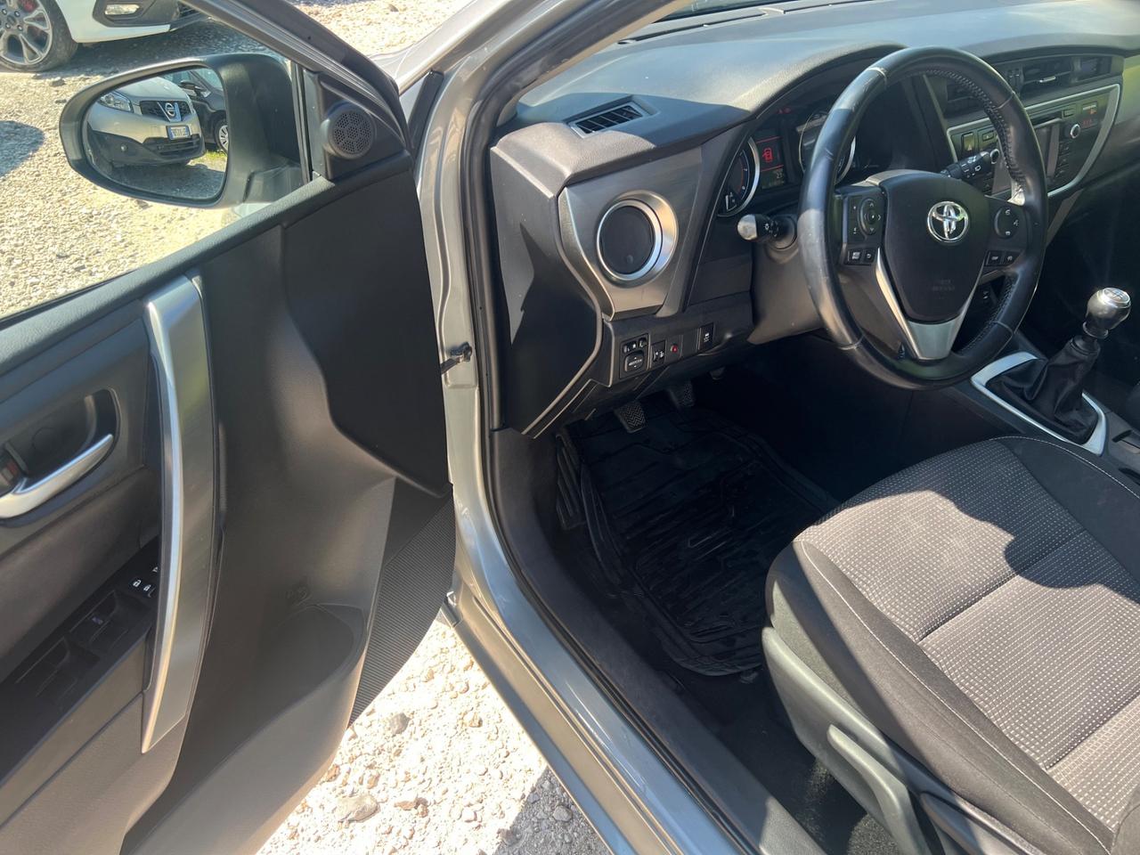 Toyota Auris 1.3 Active KM ORIGINALI PERMUTE RATE GARANZIA