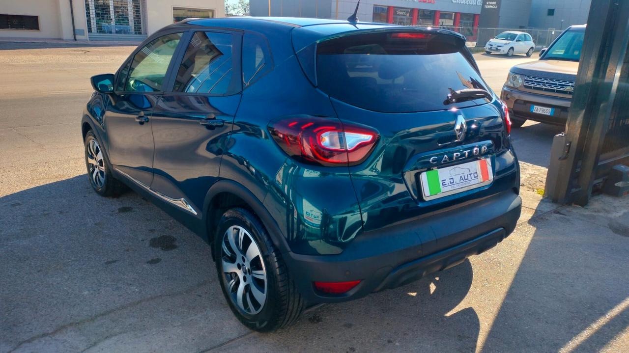 Renault Captur dCi 8V 90 CV EDC Sport Edition2