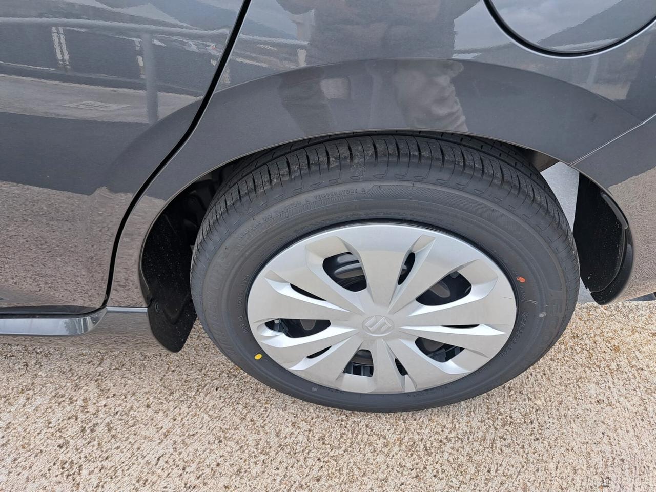 SUZUKI SWIFT 1.2 HYBRID 83 CV WAKU