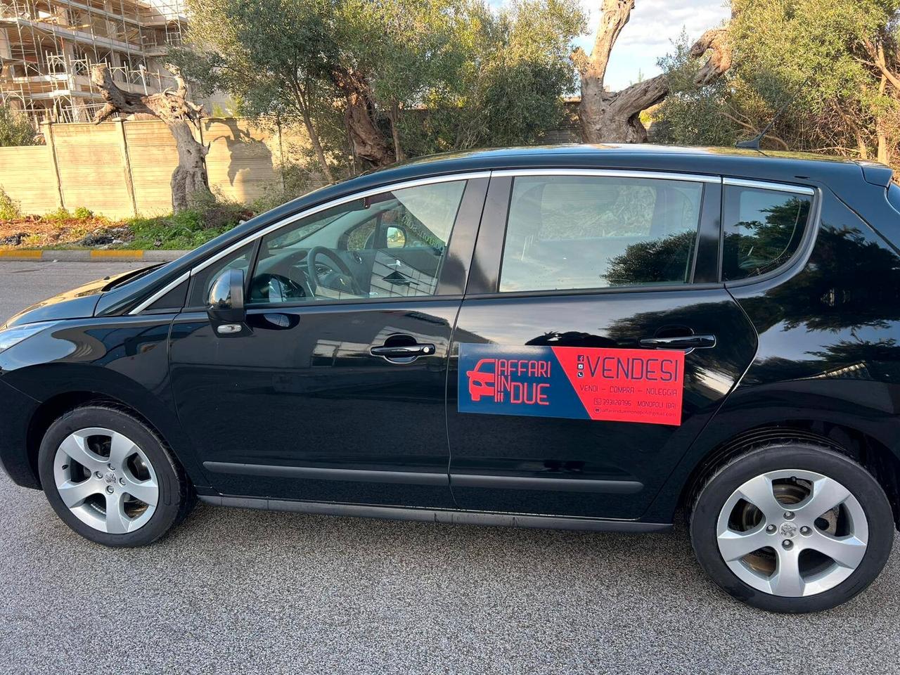 Peugeot 3008 1.6 HDi 112CV cambio robotizzato Business