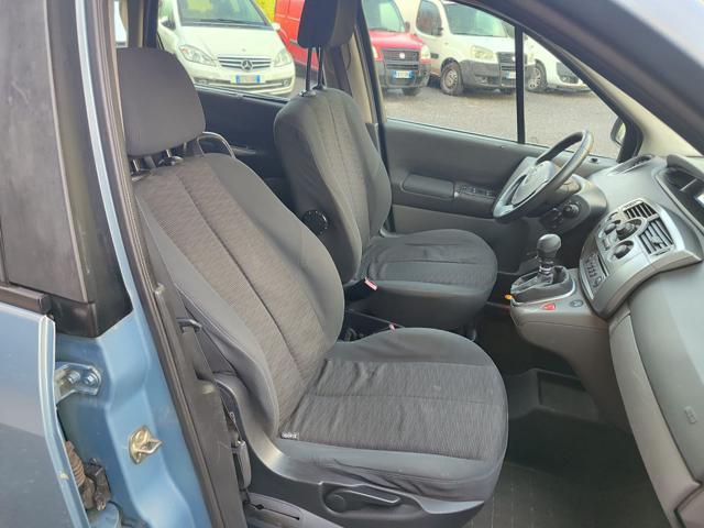 RENAULT Scenic 1.9 dCi/130CV Dynamique