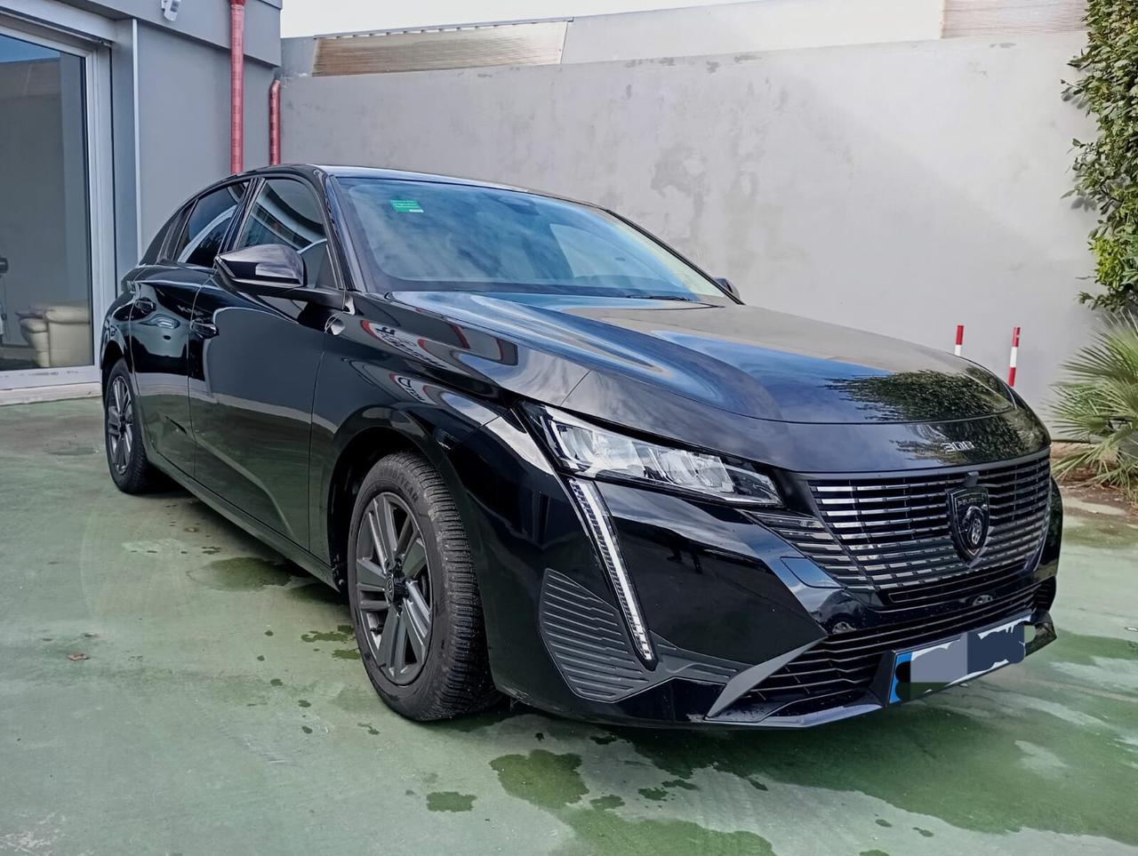 Peugeot 308 Hybrid 136 e-DCS6 Allure